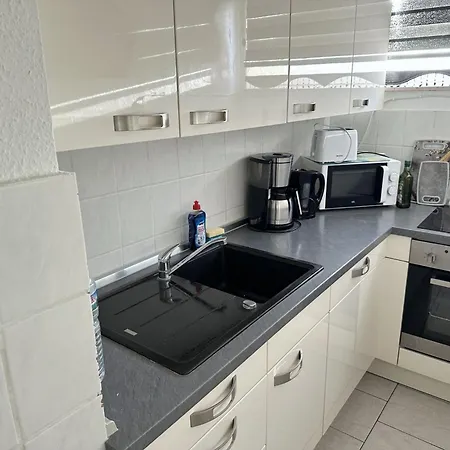 Monteurunterkunft In Apartmán Raunheim