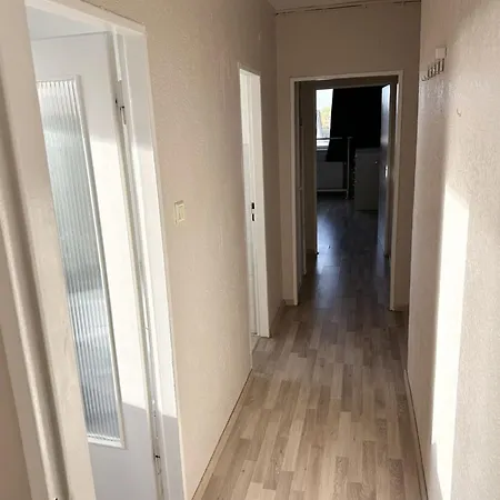 Apartment Work And Near Frankfurt Airport 2br And Balcony