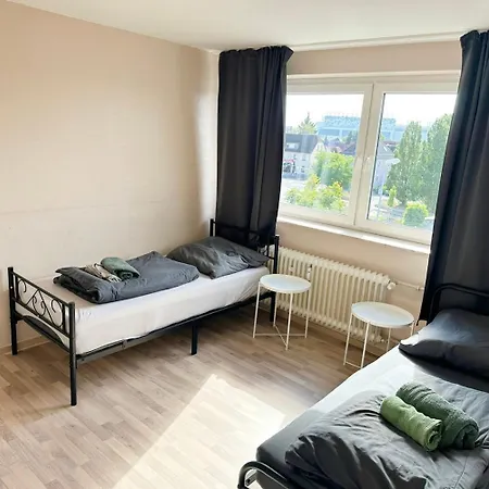 Work And Near Frankfurt Airport 2br And Balcony Appartement Raunheim