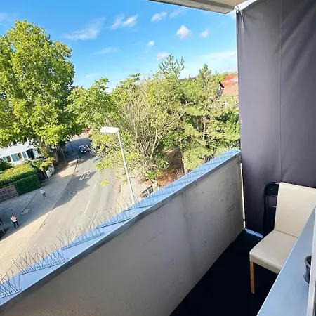 Work And Near Frankfurt Airport 2br And Balcony Appartement Raunheim