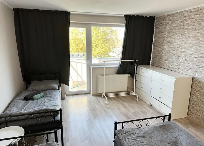 Work And Stay Near Frankfurt Airport 2Br And Balcony